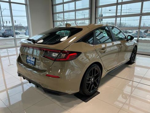 Used 2025 Honda Civic Sport image 6