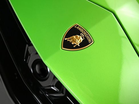 Used 2023 Lamborghini Urus S AWD/4WD image 19