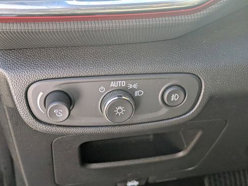 Used 2023 Chevrolet TrailBlazer RS image 16