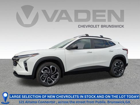 New 2026 Chevrolet Trax RS w/ Driver Confidence Package image 1