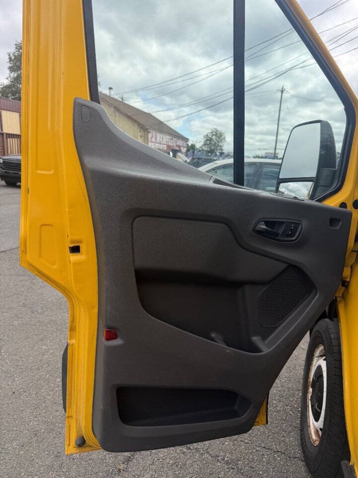 Used 2021 Ford Transit 250 148 High Roof w/ Load Area Protection Package RWD image 2