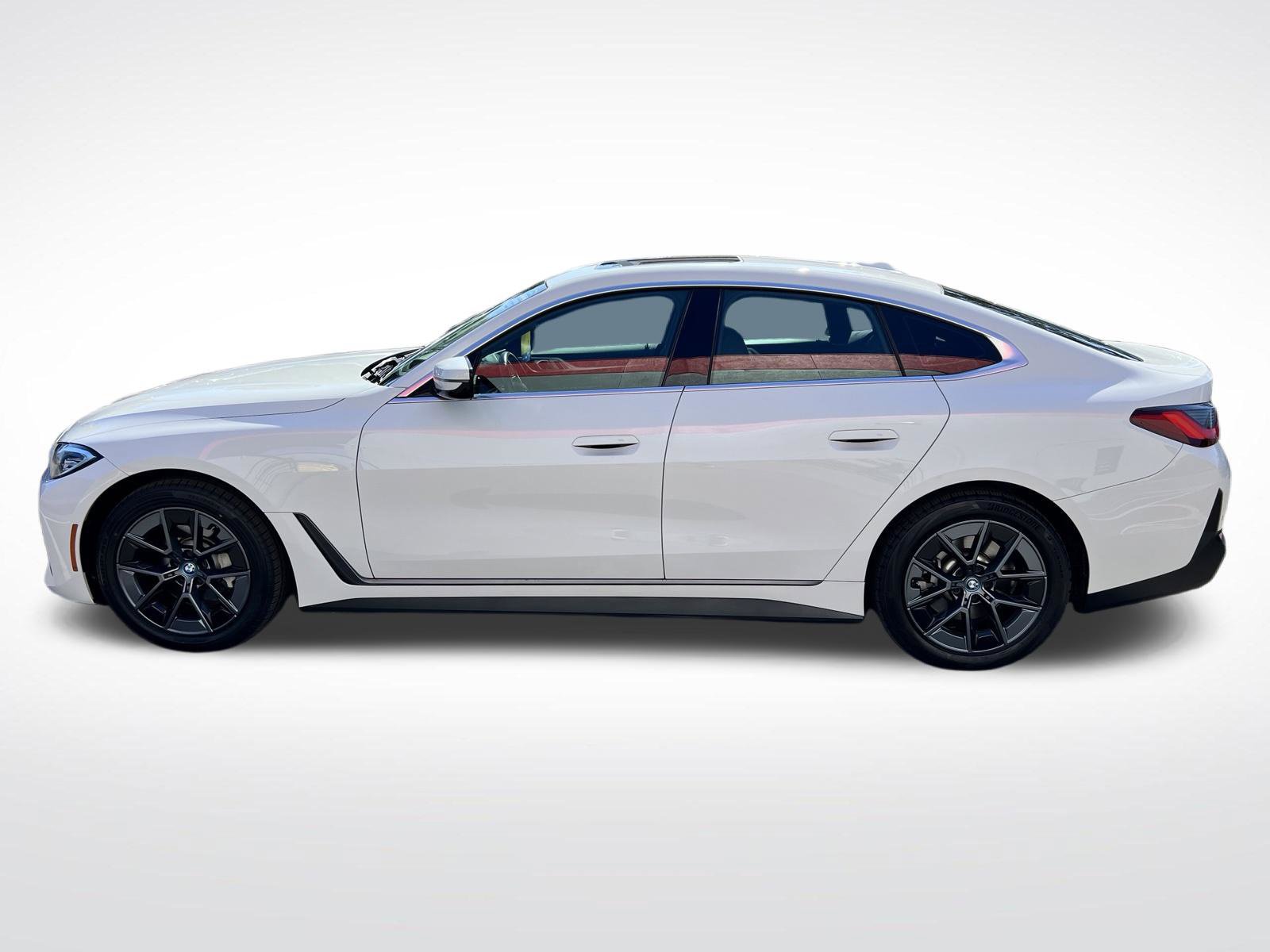 Used 2024 BMW i4 eDrive35 w/ Premium Package RWD image 5