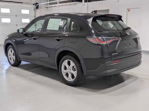 Certified 2023 Honda HR-V LX image 10