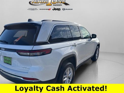 New 2025 Jeep Grand Cherokee Laredo w/ Luxury Tech Group I image 7