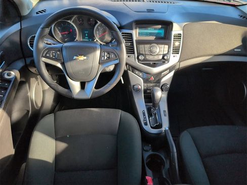 Used 2012 Chevrolet Cruze LT image 23