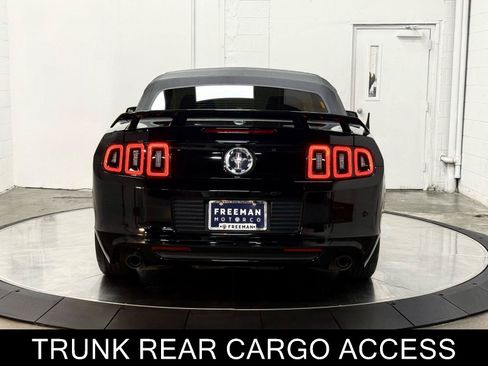 Used 2014 Ford Mustang Premium RWD image 9