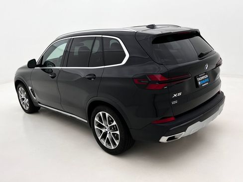 Certified 2026 BMW X5 xDrive40i w/ Premium Package AWD/4WD image 9
