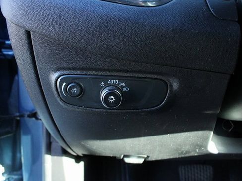 Used 2024 Chevrolet Equinox LT w/ LPO, Floor Liner Package image 15