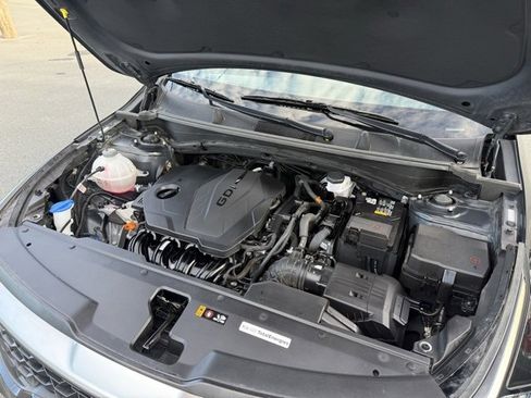 Used 2024 Kia Sportage LX image 10