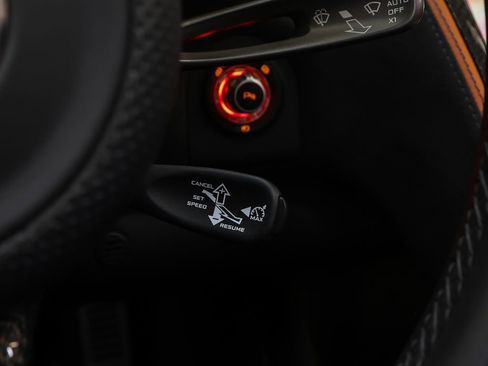 Used 2013 McLaren MP4-12C Spider RWD image 46