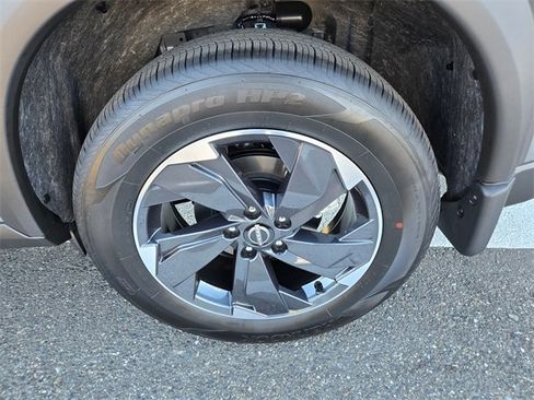 New 2026 Nissan Rogue SV w/ SV Premium Package image 11