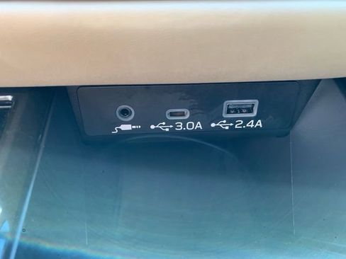 Used 2025 Subaru Legacy Limited AWD/4WD image 29