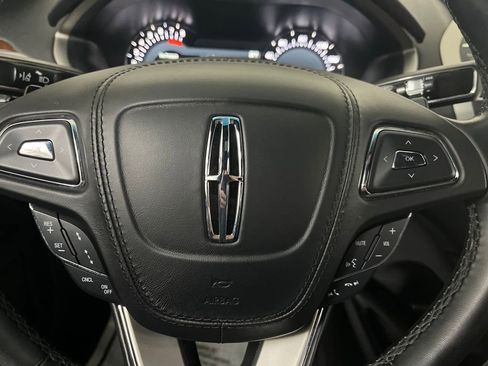 Used 2019 Lincoln MKZ Reserve image 61