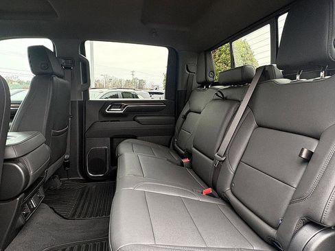 Certified 2025 Chevrolet Silverado 2500 LT image 10