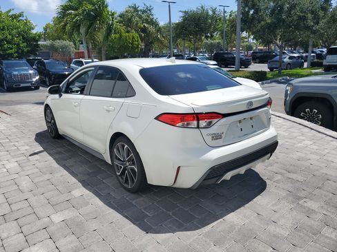 Used 2021 Toyota Corolla SE FWD image 4