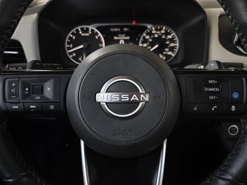 Used 2023 Nissan Rogue SV w/ SV Premium B Package FWD image 26