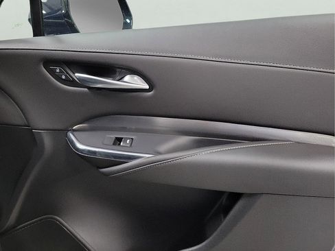 Used 2024 Cadillac XT4 Premium Luxury image 13