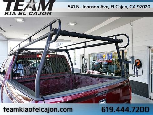 Used 2019 RAM 1500 Tradesman w/ Chrome Appearance Group RWD image 17