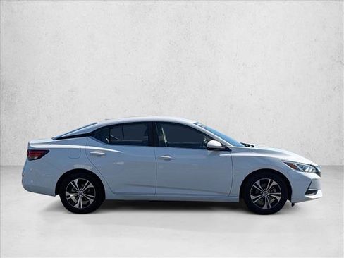 Used 2022 Nissan Sentra SV FWD image 4
