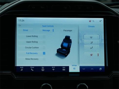 Used 2022 Ford F250 Platinum w/ FX4 Off-Road Package image 17