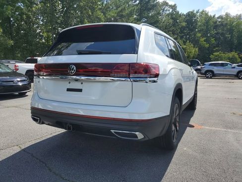 New 2026 Volkswagen Atlas SE image 4