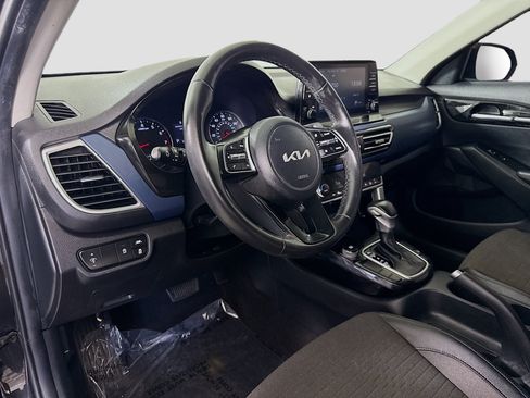 Used 2023 Kia Seltos S FWD image 23