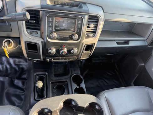 Used 2016 RAM 3500 Tradesman w/ Power & Remote Entry Group AWD/4WD image 30