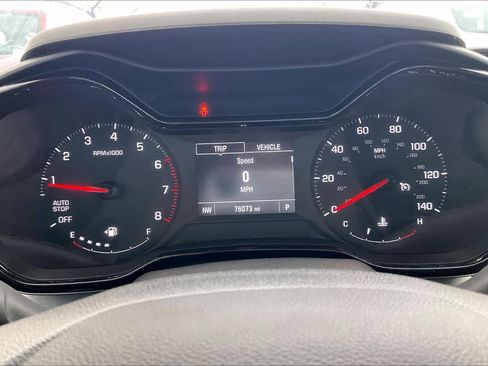 Used 2024 Chevrolet Trax LS w/ LS Convenience Package FWD image 23
