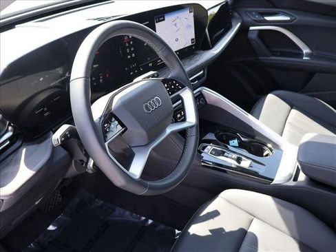 Used 2025 Audi Q5 Premium w/ Convenience Package AWD/4WD image 13