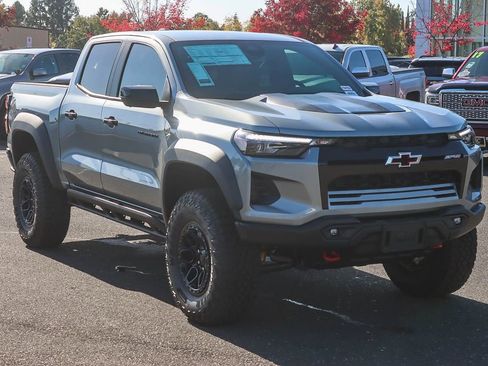Used 2026 Chevrolet Colorado ZR2 w/ ZR2 Bison Edition image 5