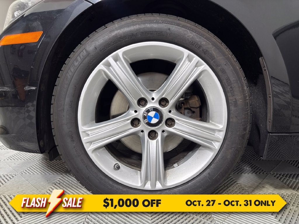 Used 2013 BMW 328i xDrive Sedan AWD/4WD image 19
