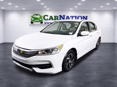 Used 2016 Honda Accord LX image 3