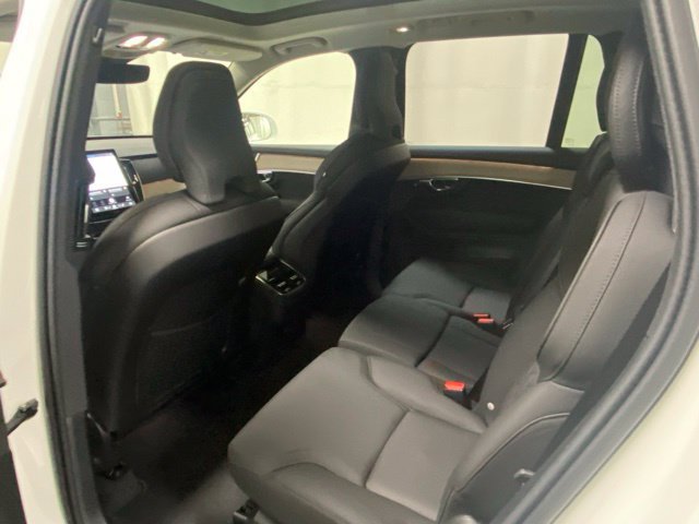 Used 2026 Volvo XC90 B6 Plus AWD/4WD image 13