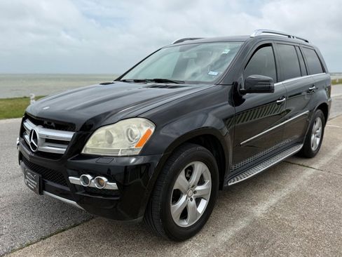 Used 2011 Mercedes-Benz GL 450 4MATIC image 1
