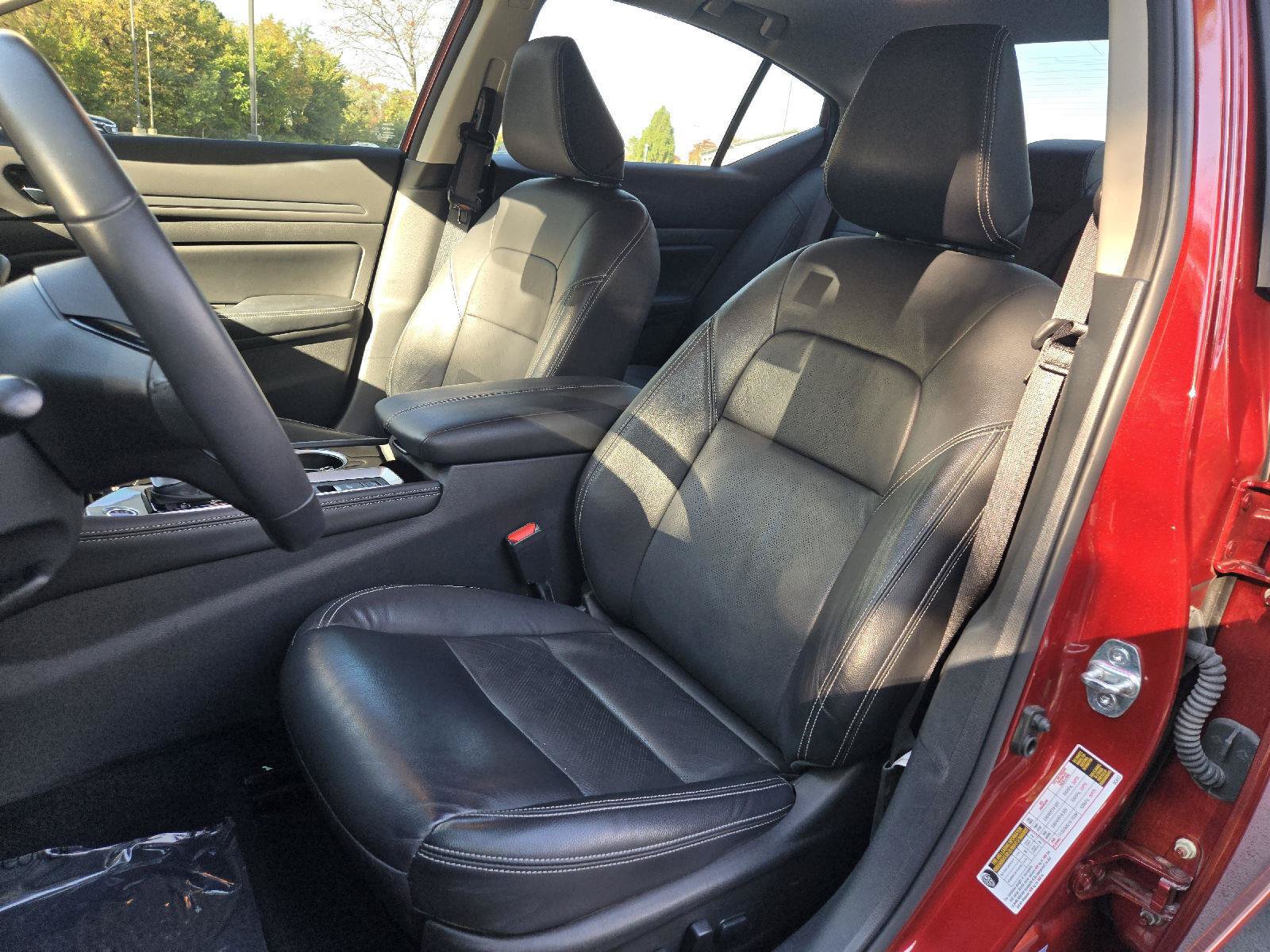 Used 2024 Nissan Altima 2.5 SL AWD/4WD image 12
