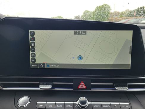 New 2026 Hyundai Elantra Limited FWD image 22