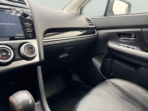 Used 2017 Subaru Crosstrek 2.0i Limited image 18