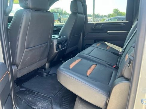 Used 2025 GMC Sierra 2500 AT4 AWD/4WD image 10