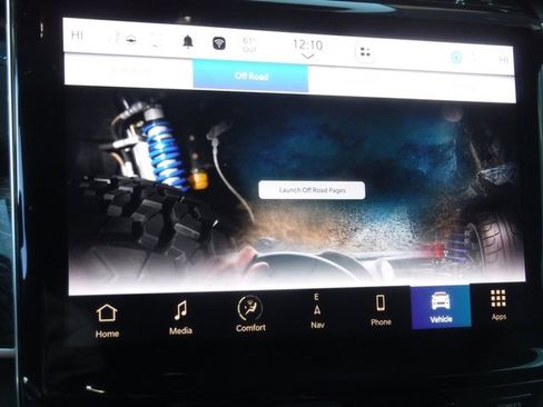 Used 2023 Jeep Grand Cherokee Trailhawk w/ Luxury Tech Group III image 46