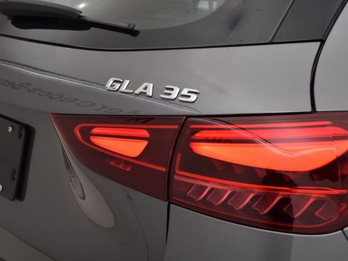 New 2026 Mercedes-Benz GLA 35 AMG 4MATIC image 13