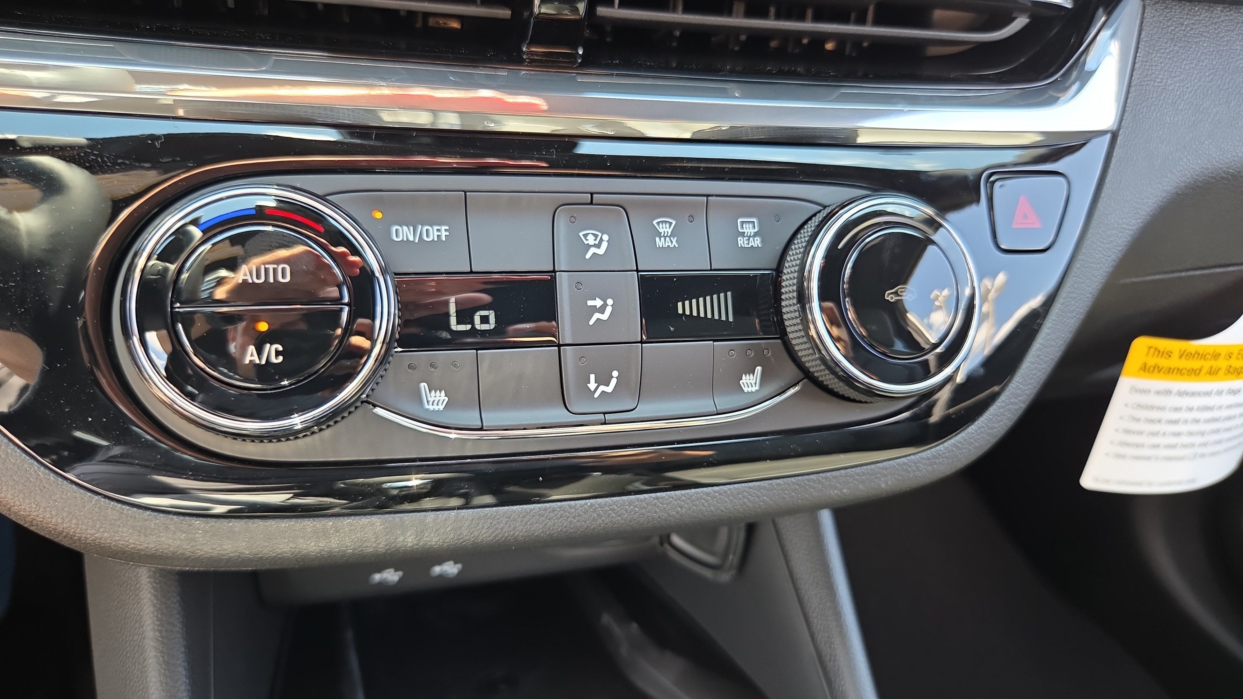 New 2026 Buick Envista Sport Touring w/ Convenience I Package FWD image 21