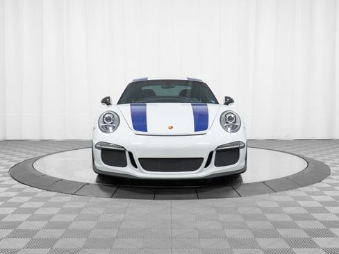 Certified 2016 Porsche 911 R RWD image 10