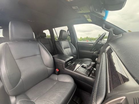 Used 2022 Lexus GX 460 Luxury w/ Sport Design Package AWD/4WD image 31
