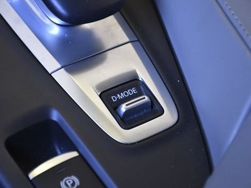Used 2025 INFINITI QX50 Luxe AWD/4WD image 13