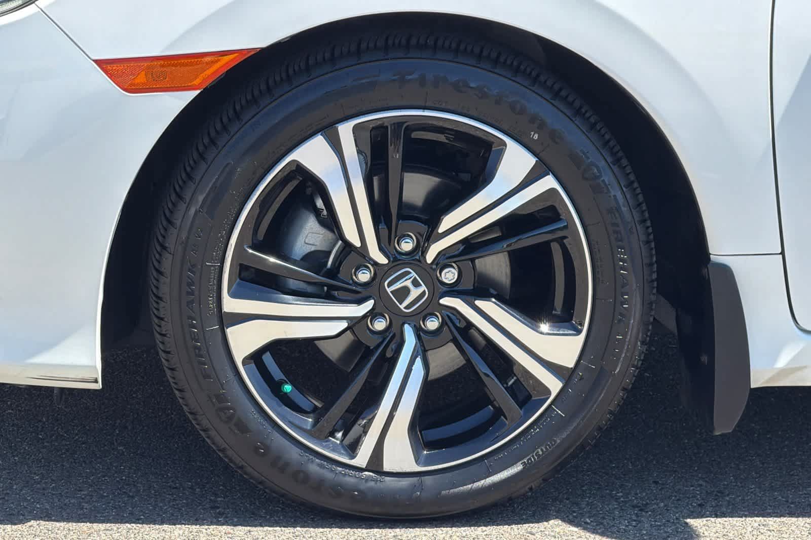 Used 2017 Honda Civic Touring image 30