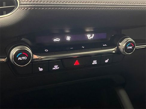 Used 2022 MAZDA MAZDA3 s image 20