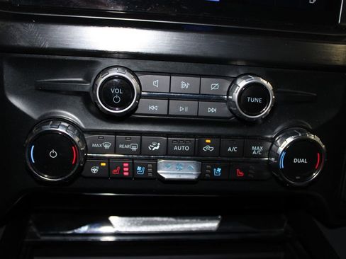 Used 2024 Ford F250 Lariat w/ Lariat Ultimate Package image 53