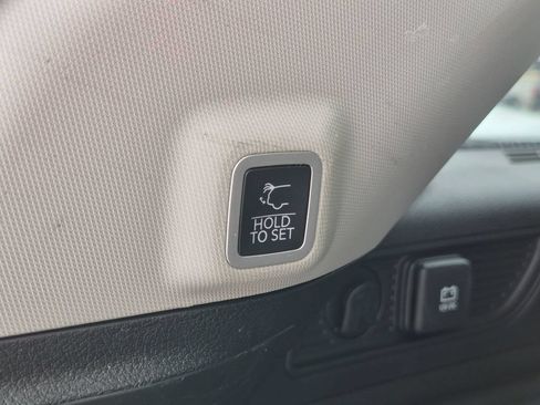 Used 2023 Jeep Grand Cherokee 4WD 4xe image 9