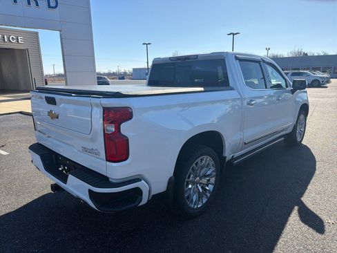 Used 2024 Chevrolet Silverado 1500 High Country w/ Technology Package image 8