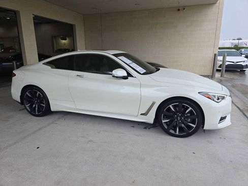 Used 2022 INFINITI Q60 3.0t Luxe w/ Essential Package image 27